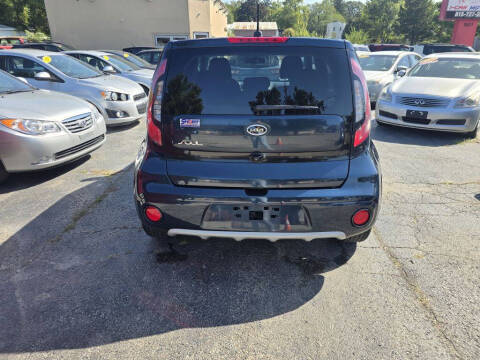 2019 Kia Soul +