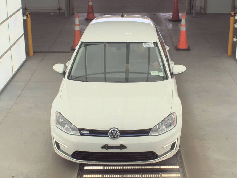 2016 Volkswagen e-Golf SE