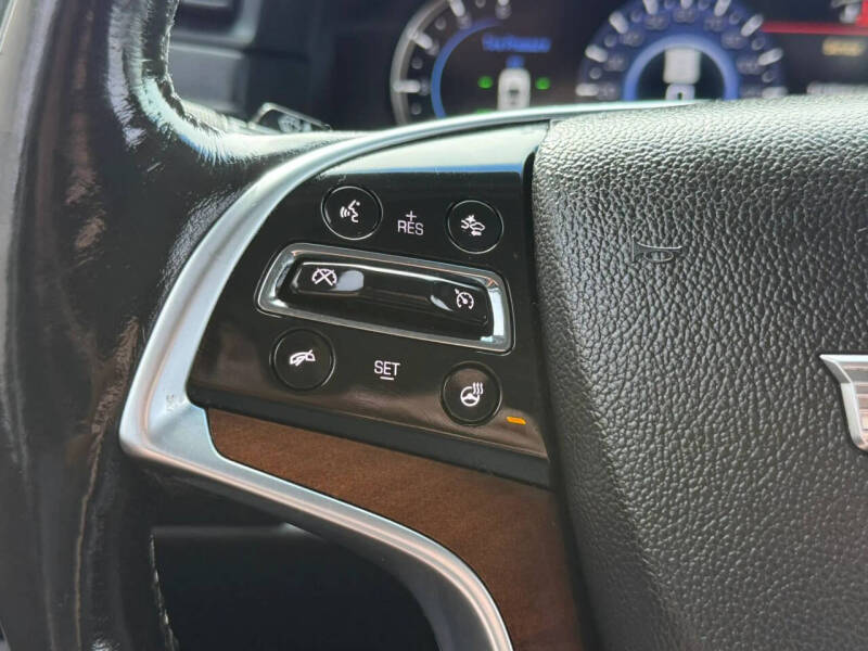 2017 Cadillac Escalade Luxury