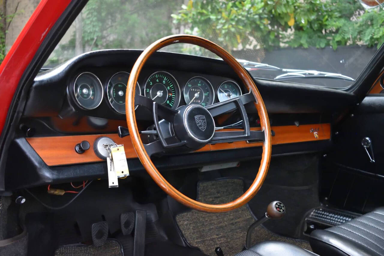 1966 Porsche 911 77