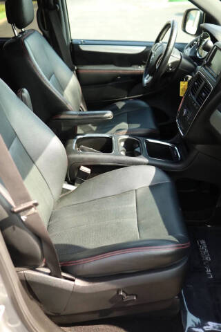 2016 Dodge Grand Caravan R/T