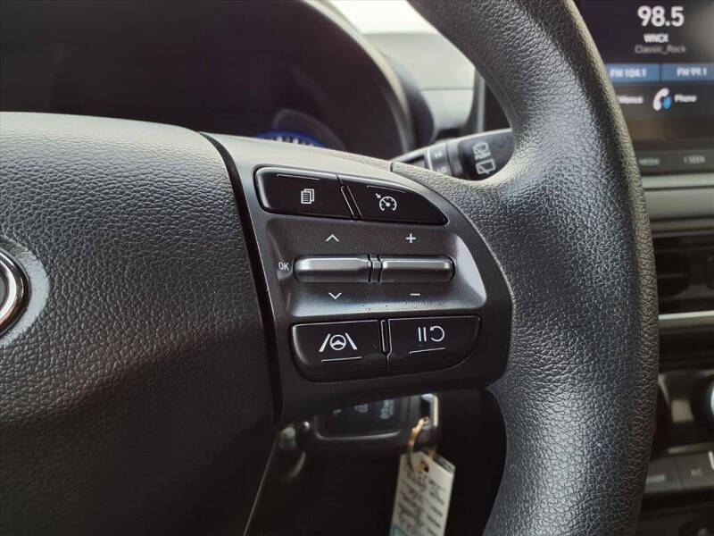 2022 Hyundai Kona SE