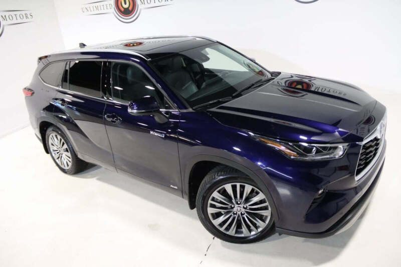 2021 Toyota Highlander Hybrid Platinum