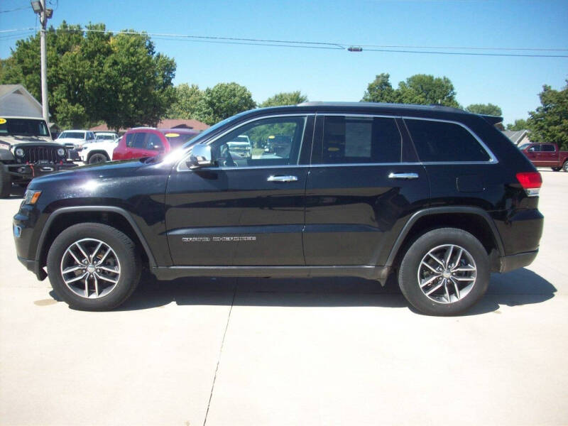 Used 2017 Jeep Grand Cherokee Limited with VIN 1C4RJFBG5HC831313 for sale in Kansas City