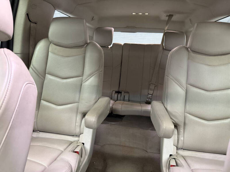 2017 Cadillac Escalade ESV Premium Luxury