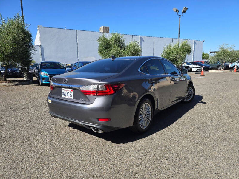 2017 Lexus ES 350