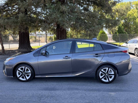 2017 Toyota Prius Four Touring
