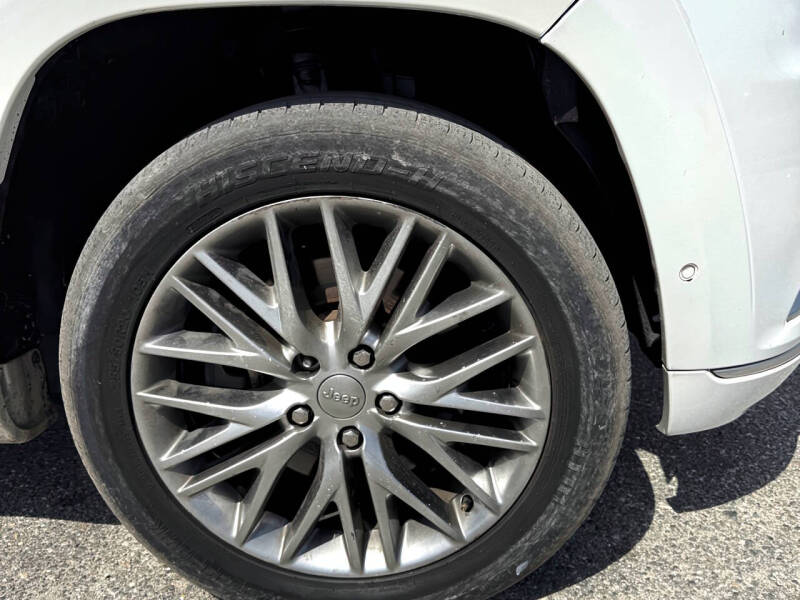 2017 Jeep Grand Cherokee Summit