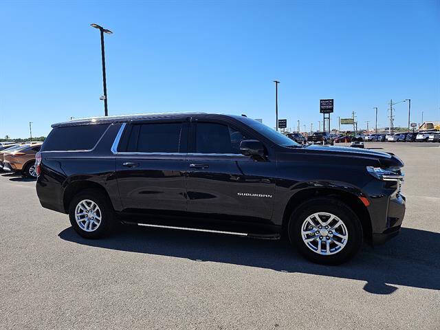 2022 Chevrolet Suburban LT