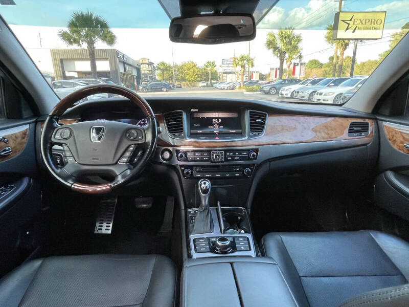 2014 Hyundai Equus Signature