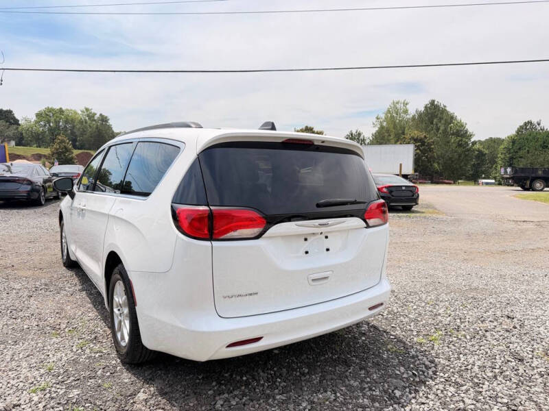 2021 Chrysler Voyager LXi