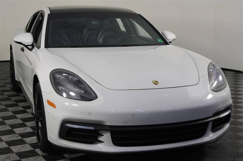 2017 Porsche Panamera