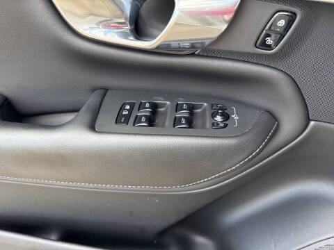 2022 Volvo XC90 T6 Inscription 7-Passenger