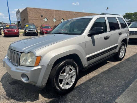 2006 Jeep Grand Cherokee for sale at Xtreme Auto Sales LLC in Chesterfield MI