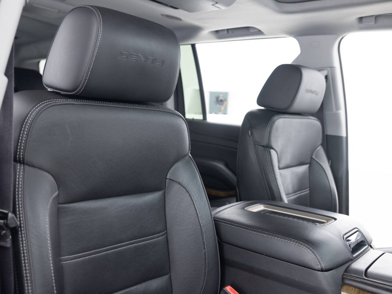 Used Car 2016 Gmc Yukon Xl  Denali 4x4 4dr Suv For Sale Under $25,000 In Coal City, Illinois