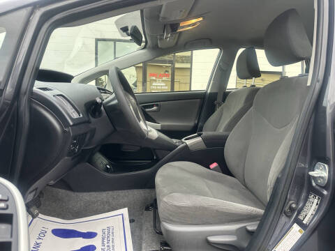 2013 Toyota Prius Three