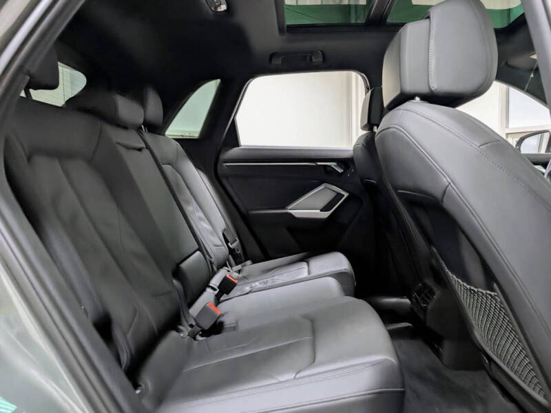 2020 Audi Q3 quattro S line Prem Plus 45 TFSI