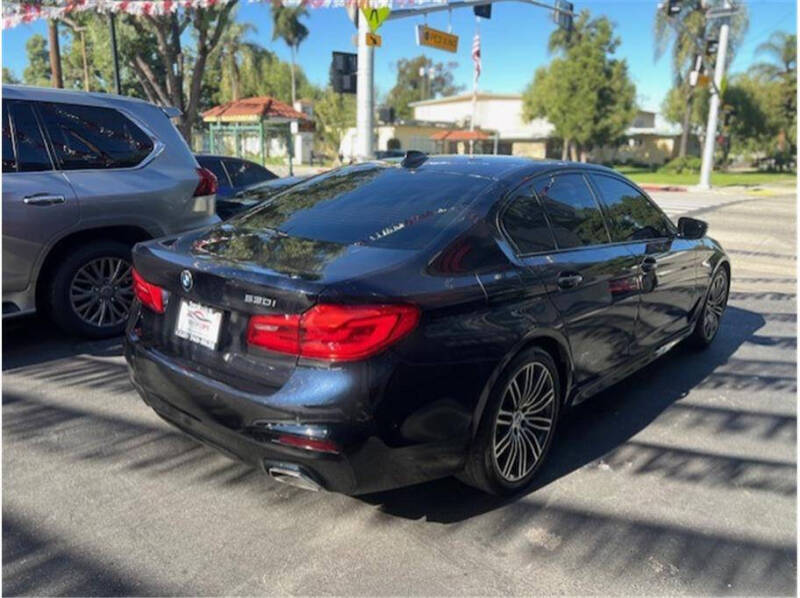 2020 BMW 5 Series 530i