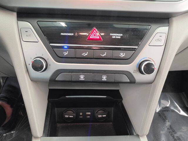 2017 Hyundai Elantra