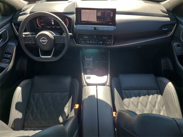 2024 Nissan Rogue Platinum