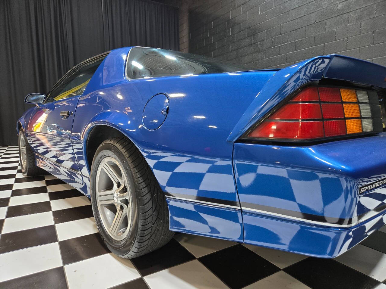 1990 Chevrolet Camaro 23