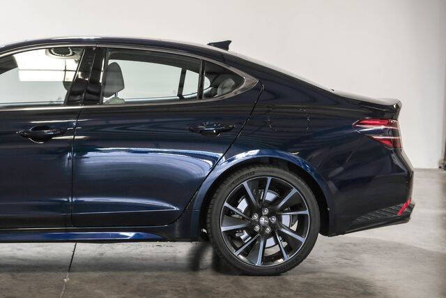 2023 Genesis G70