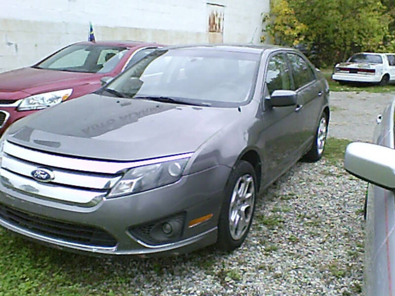 2011 Ford Fusion for sale at DONNIE ROCKET USED CARS in Detroit MI