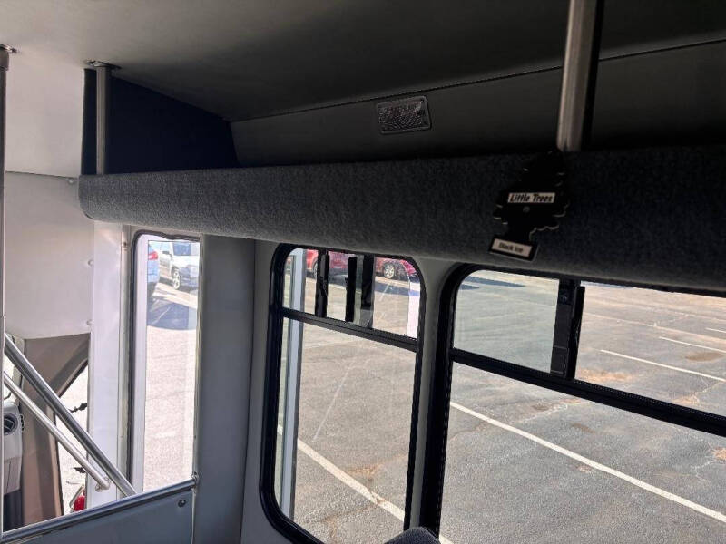 2012 Ford E-Series E-350 SD