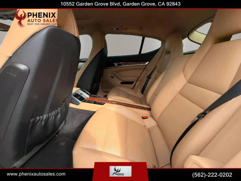 2015 Porsche Panamera