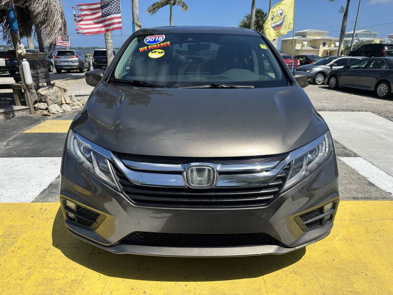 Used 2018 Honda Odyssey EX-L with VIN 5FNRL6H76JB096190 for sale in Melbourne, FL