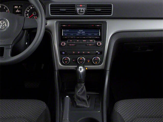 2013 Volkswagen Passat