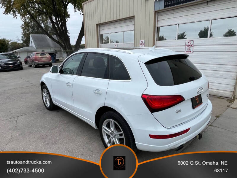 2017 Audi Q5 2.0T quattro Premium Plus