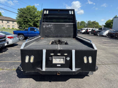 2009 Freightliner M2 106