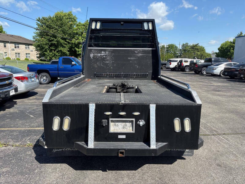 2009 Freightliner M2 106