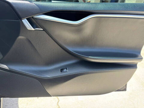 2014 Tesla Model S