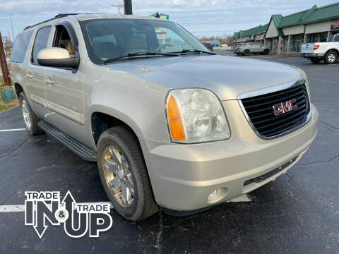 2007 GMC Yukon XL for sale at Auto World in Carbondale IL