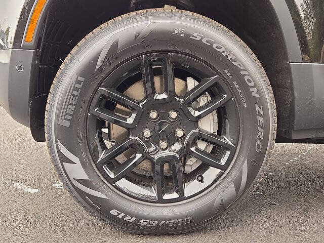 2026 Land Rover Defender 110 P300 S