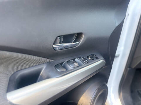 2019 Nissan Kicks SV