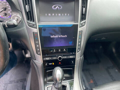 2015 Infiniti Q50 Sport