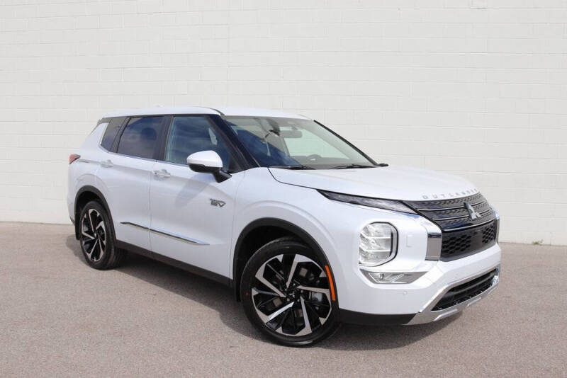 2025 Mitsubishi Outlander PHEV SE