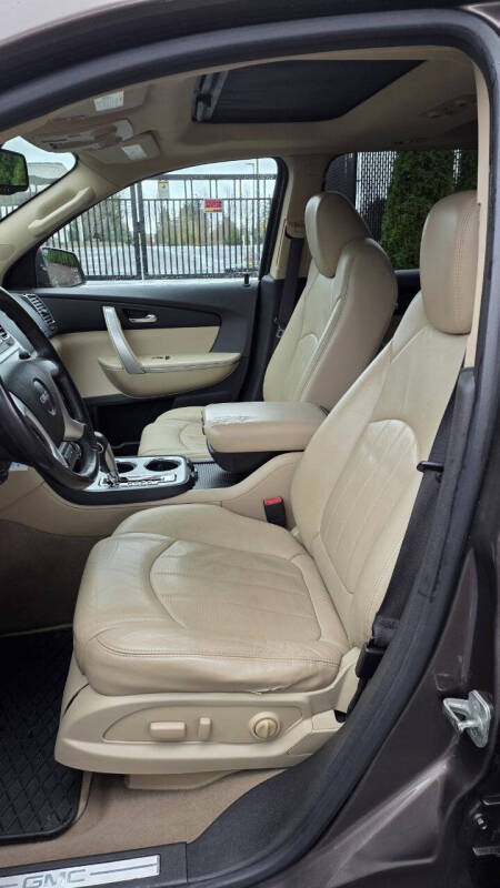 2010 GMC Acadia SLT-2