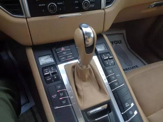 2015 Porsche Macan S