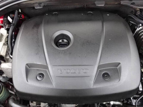 2016 Volvo XC60 T6 Drive-E R-Design Platinum