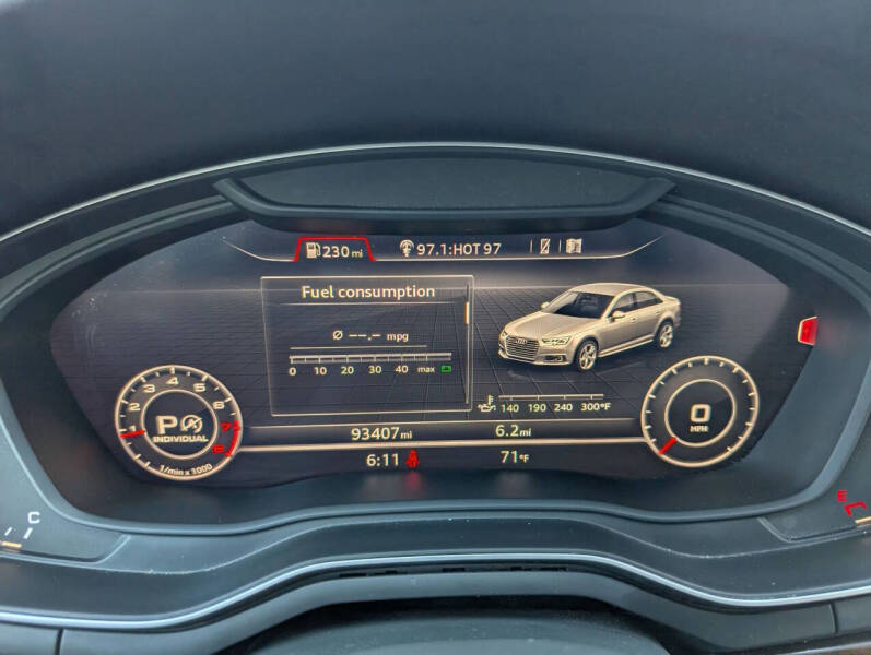 2017 Audi A4 2.0T quattro Premium Plus