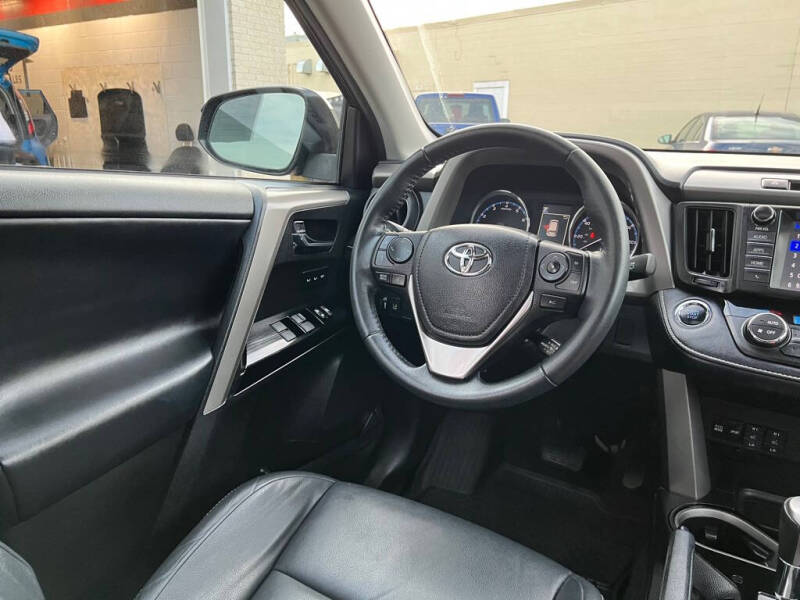 2017 Toyota RAV4 Limited