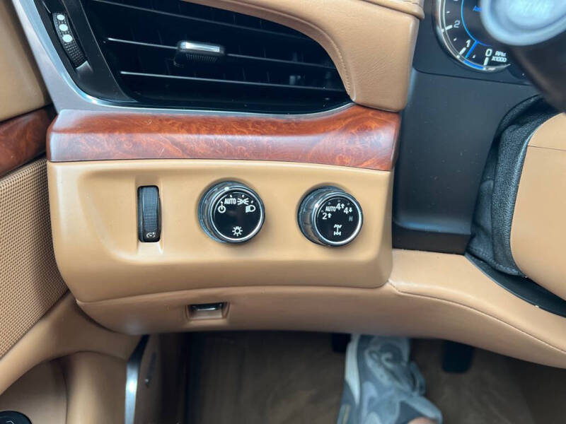 2017 Cadillac Escalade ESV Platinum