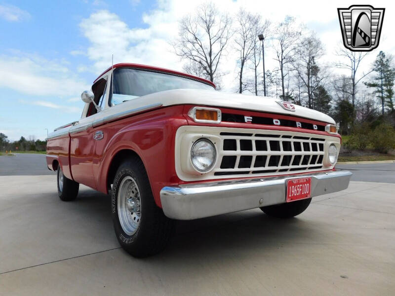 1965 Ford F-100