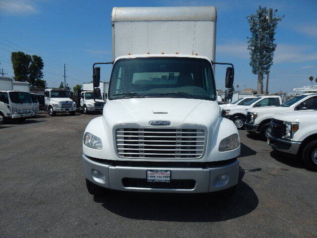 2017 Freightliner M2 106