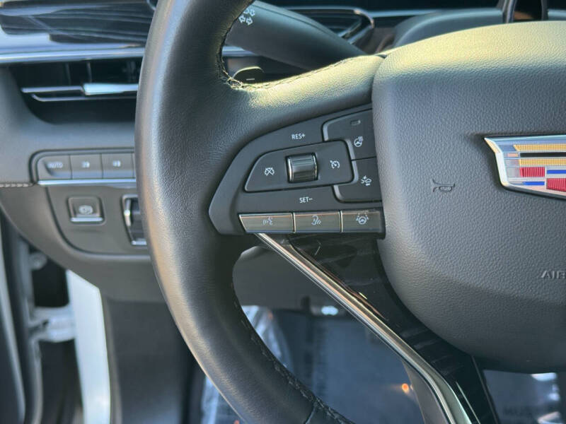 2023 Cadillac Escalade ESV Sport