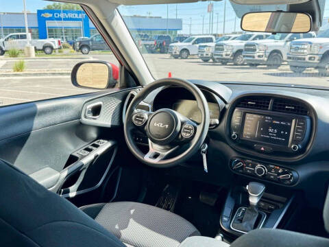 2023 Kia Soul LX